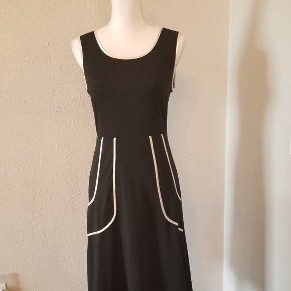 Sunny Girl Dresses & Skirts - Sunny Girl Black/White Dress Sz M